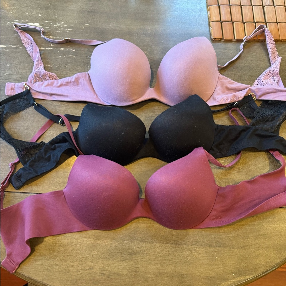 Victoria’s Secret bra bundle